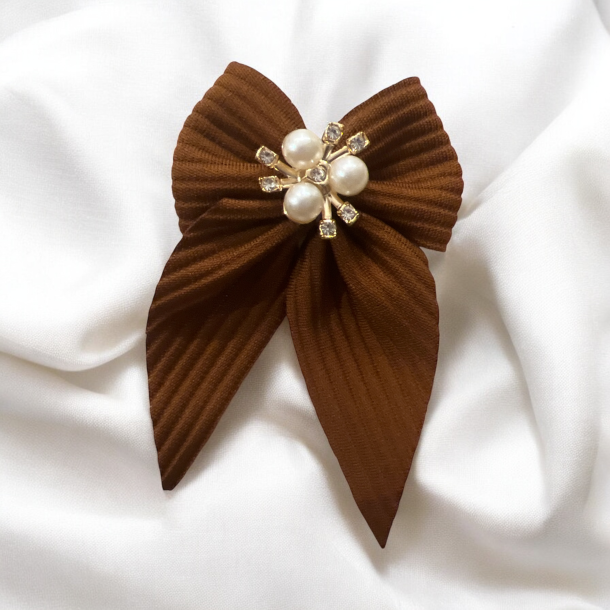 2 stk. smukke sljfe hrclips brune 