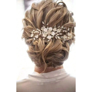 Guldfarvet hrnl med blomster, krystalperler og hvideperler 