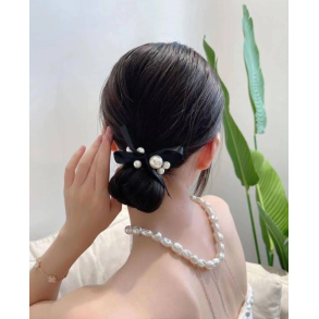 2 stk. Elegante hr elastikker med hvide perler og sljfer