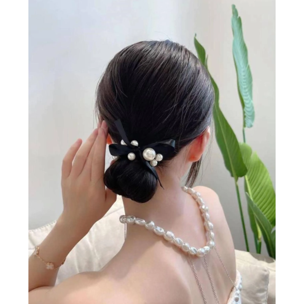 2 stk. Elegante hr elastikker med hvide perler og sljfer