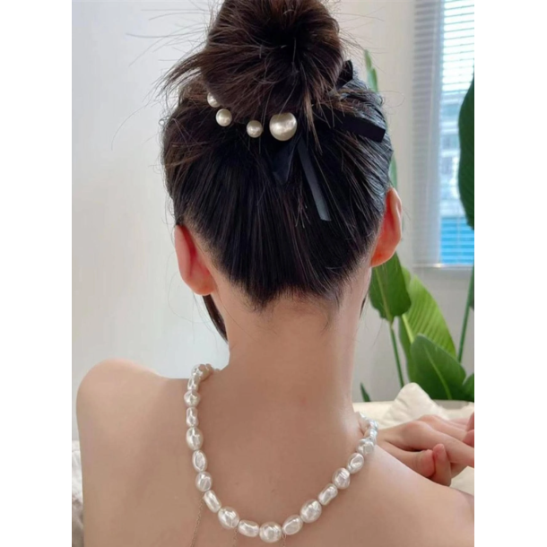 2 stk. Elegante hr elastikker med hvide perler og sljfer