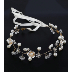 Hrbnd med de smukkeste rhinestone og smukke perler og blomster