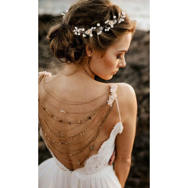 Hrbnd med de smukkeste rhinestone og smukke perler og blomster