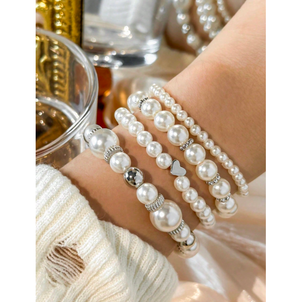 4 smukke armbnd med flotte detaljer - Slv