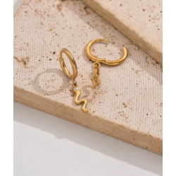 reringe med de fineste slanger med zirkonia sten - Forgyldt