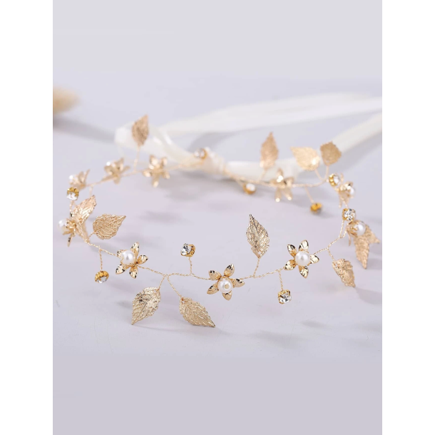 Hr smykke med fine hvide blomster - Forgyldt