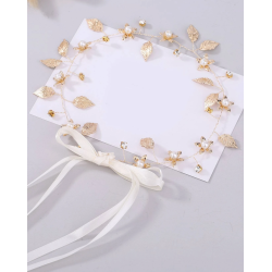 Hr smykke med fine hvide blomster - Forgyldt
