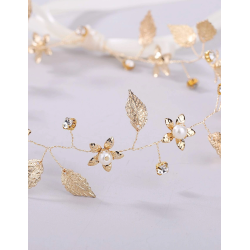 Hr smykke med fine hvide blomster - Forgyldt