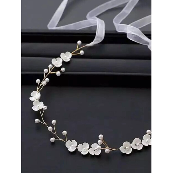 Hr smykke med fine hvide blomster - Forgyldt