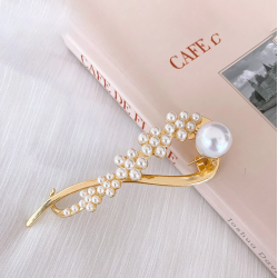 Hrspnde med smukke perler