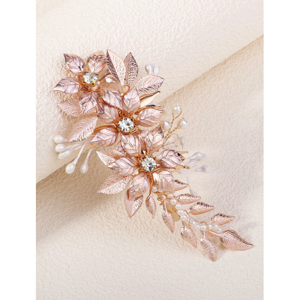 Hrklemme med blomster og perler i gylden nuancer 