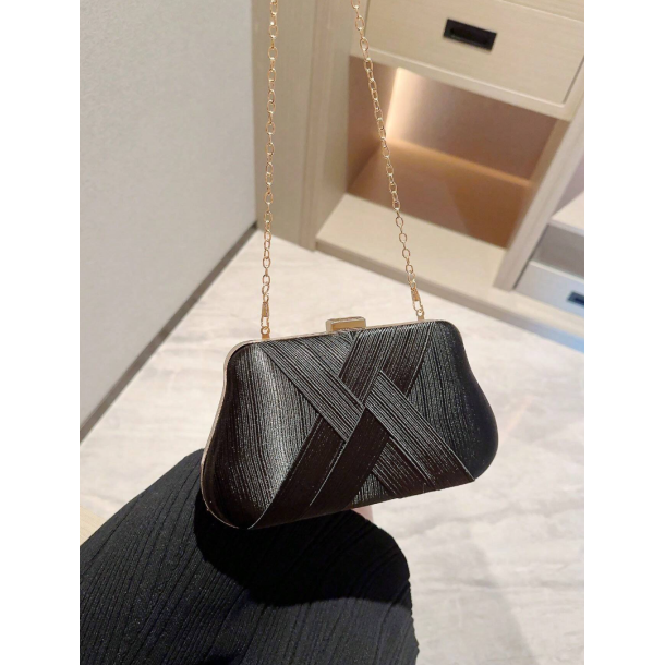 Sort Clutch taske med smuk stof detalje