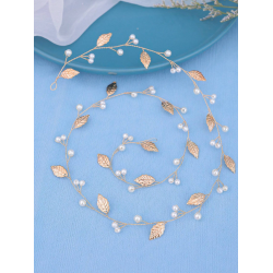 Langt hr smykke med fine hvide perler og forgyldt blade 