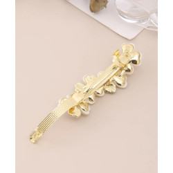 Patentspnde med smukke perler og blomster 