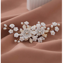 Guldfarvet hrclips med smukke blomster og sm sde perler 