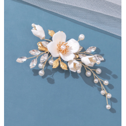 Forgyldt hrclips med smukke hvide blomster, forgyldte blade og krystalperler 