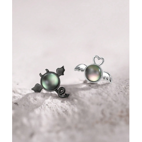 reringe med vinger og hjerte