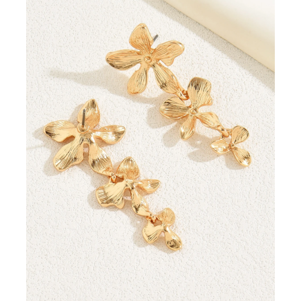 reringe med hngende smukke blomster - Forgyldt