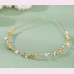 Hrbjle med rhinsten og smukke perler - Forgyldt