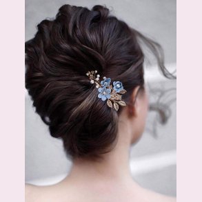 Forgyldt hrnl med de fineste bl blomster og perler 