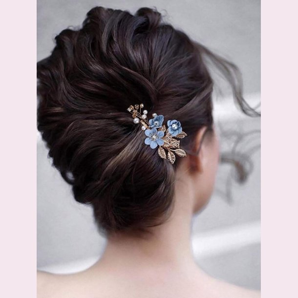 Forgyldt hrnl med de fineste bl blomster og perler 