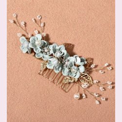 Forgyldt hrnl med de fineste grnne blomster og perler 