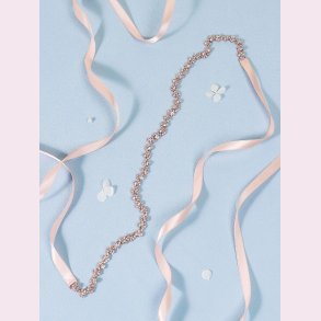 Satinblte med de smukkeste rhinestone