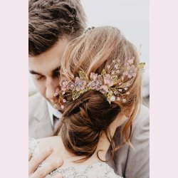 Guld farvet hrnl med blomster og rhinesten - Sart lyserd