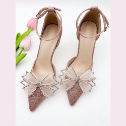 Apricot farvet sljfer med perler til sko