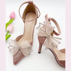 Apricot farvet sljfer med perler til sko