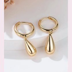 Forgyldt drbe formet reringe