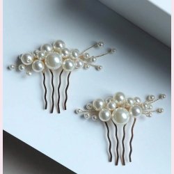 Forgyldte hrnle med de fineste hvide perler 